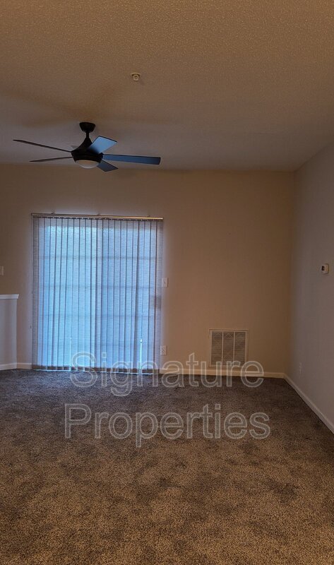 Photo - 9410 Links Ln Unit Apt H