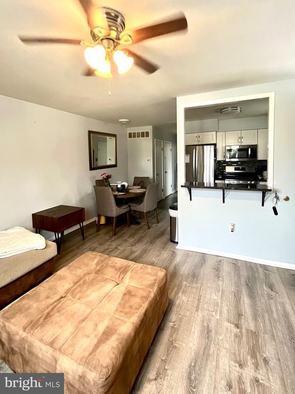 Building Photo - 4308 McMenamy St