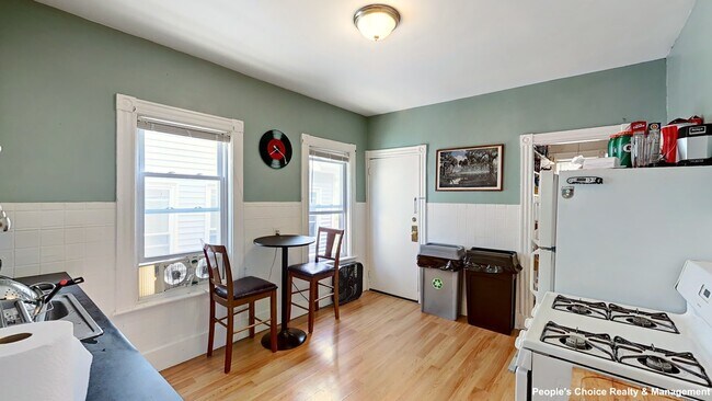 Photo - 50 Grove St Unidad 1