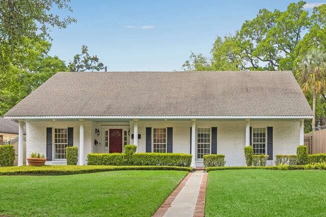 Building Photo - 5210 Meadow Lake Ln