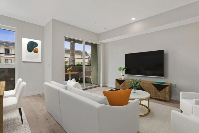 Photo - Jade of Palms