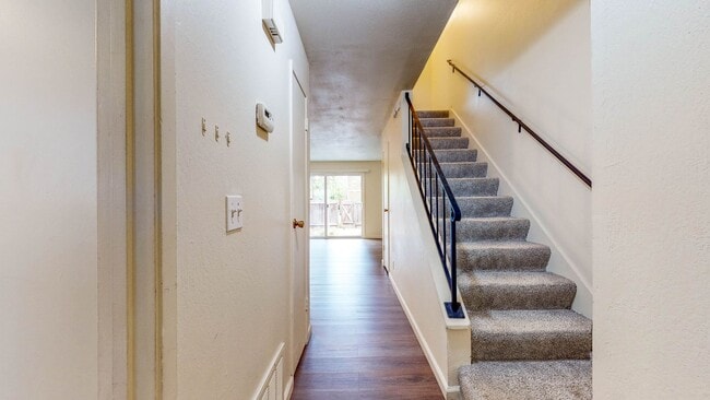 562 Santa Alicia Dr