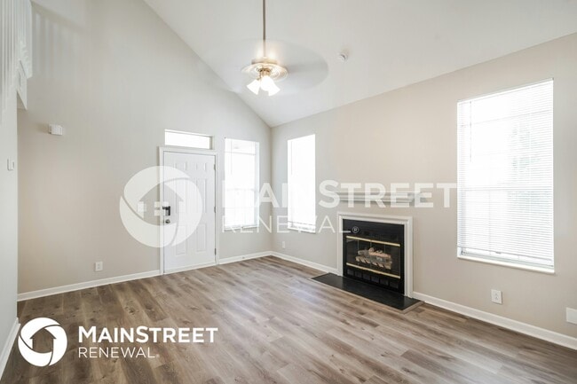 Photo - 503 Selsey Ct S