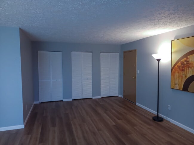 Living Room - 1203 Dutilh Rd Unit 9