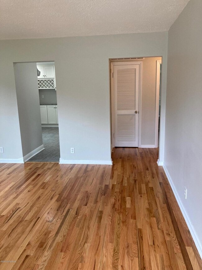 Photo - 2510 Browns Ln