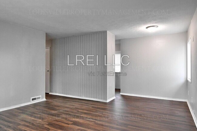 9909 Plaudit Way