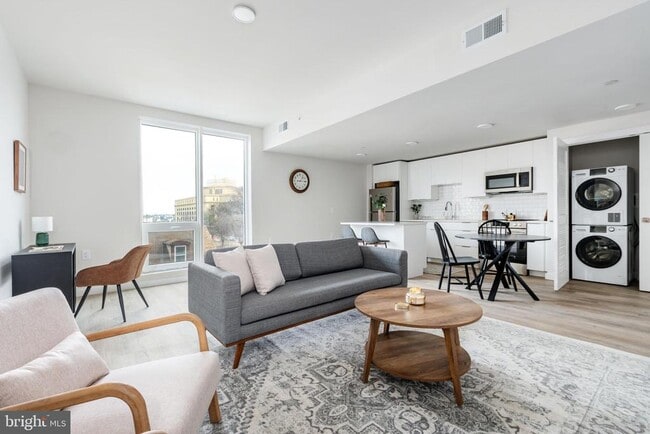 Photo - 1130 N Delaware Ave Unit 627