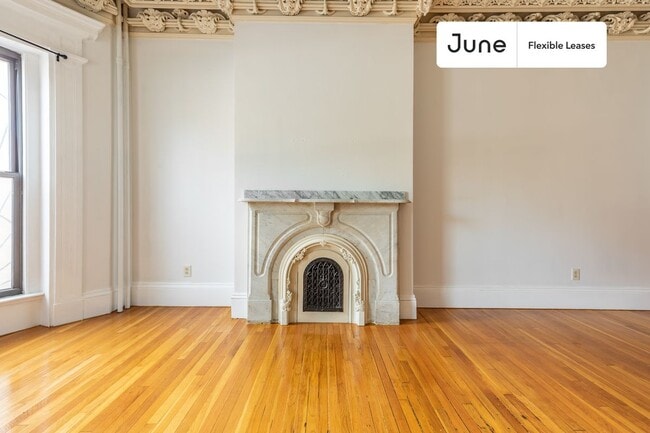 Photo - 777 Tremont St Unidad 1-2