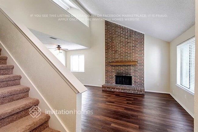 Photo - 1716 Delaford Pl