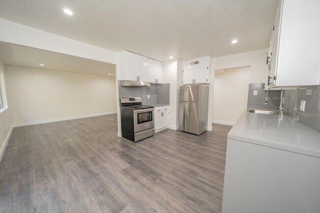 Photo - 3222 Delaware St Unit D