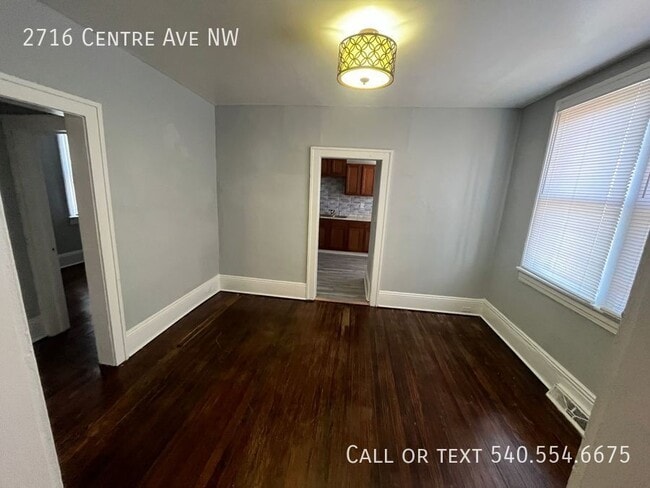Photo - 2716 Centre Ave NW