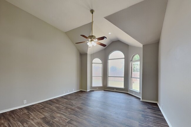 Photo - 2815 St Maria Dr