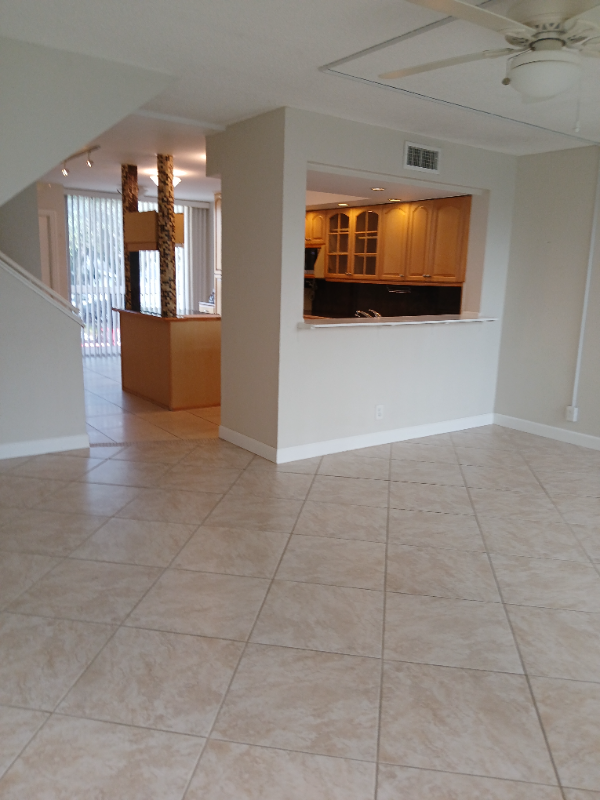 Photo - 2921 SW 87th Ave Condominio Unidad 511