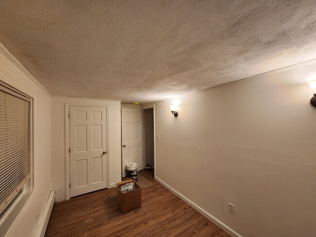 Habitación en alquiler con vistas al exterior. - 11 Hill Rd Unidad room 1