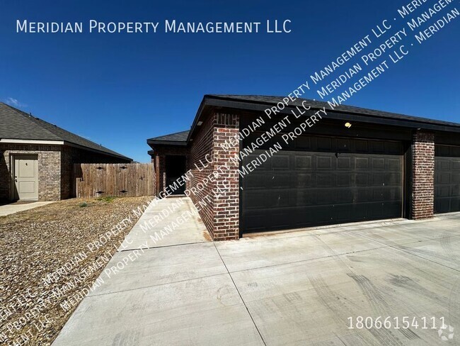 Building Photo - Three bed, Three bath Near TTU Rental