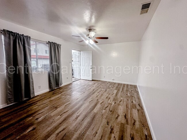Photo - 1212 California St Unit B