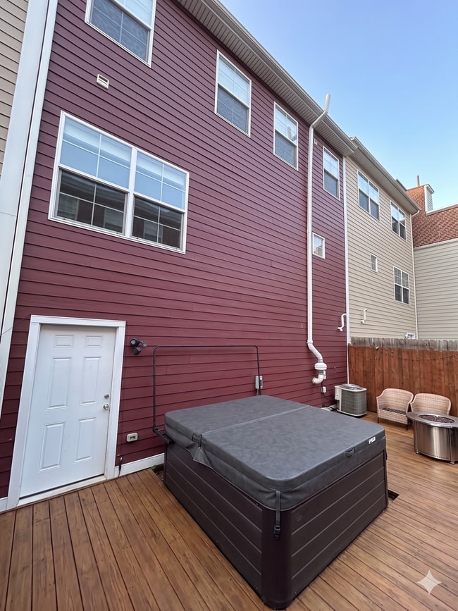 Photo - Modern 3-Level North Side Townhome with Garage