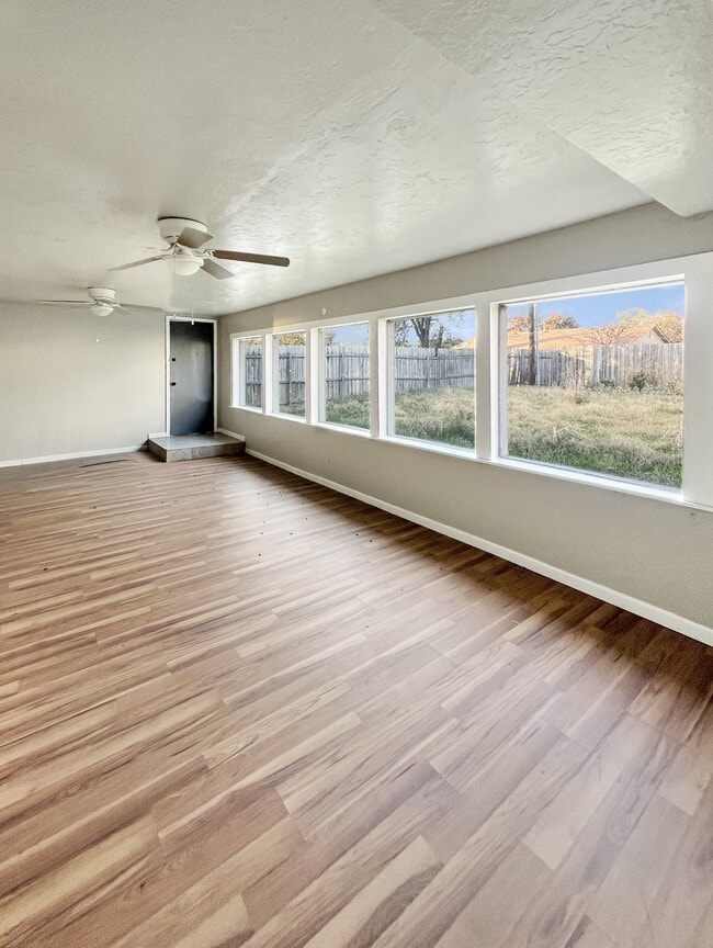 Photo - 6707 NW Compass Dr