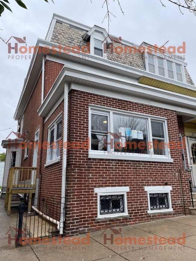 Photo - 1031 DeKalb St Unit A