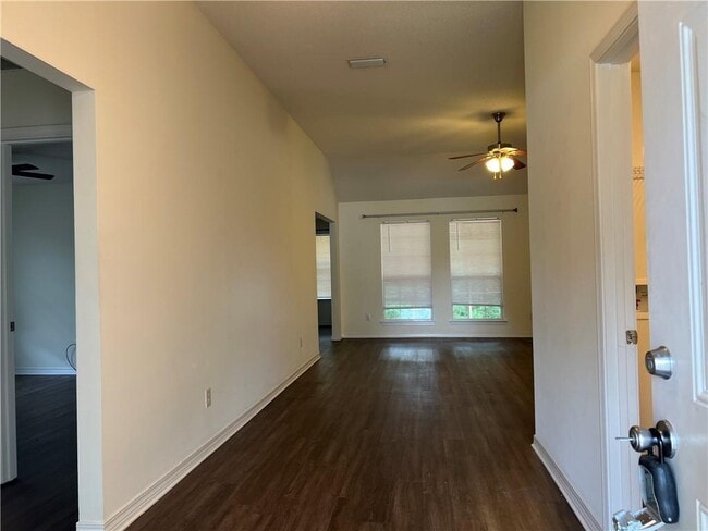 Photo - 8450 N Kendall Ct