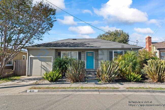 Building Photo - 431 42nd St