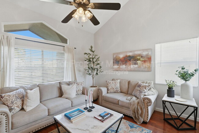 Photo - 12238 S 45th St