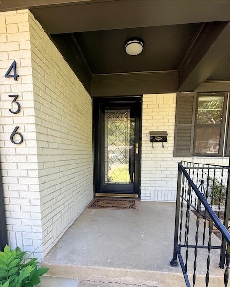 436 Degan Ave