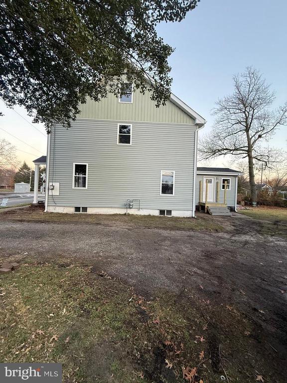 Photo - 111 E Barber Ave