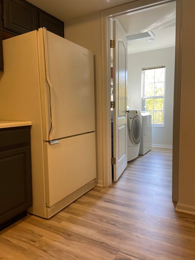 Photo - 5355 Cooper Rd Unit F