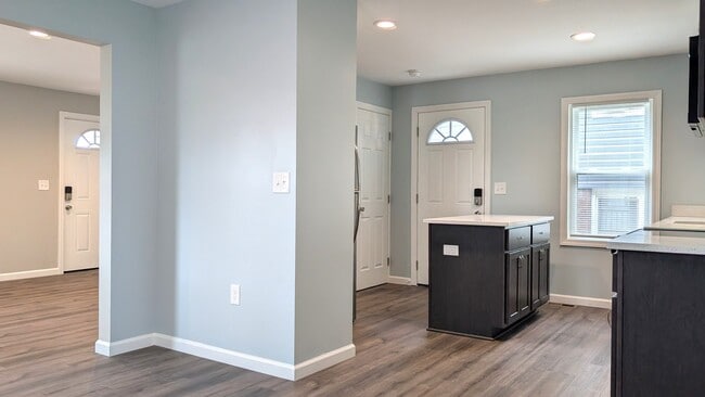 Kitchen/Dining - Open Floor - 2903 Homehurst Ave