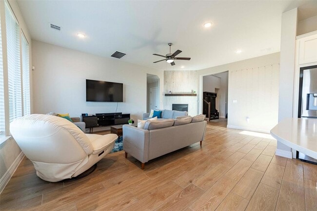 Photo - 5516 Limestone Spring Cove