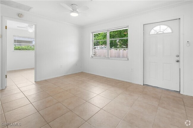 Building Photo - 27430 Village Garden Way Rental