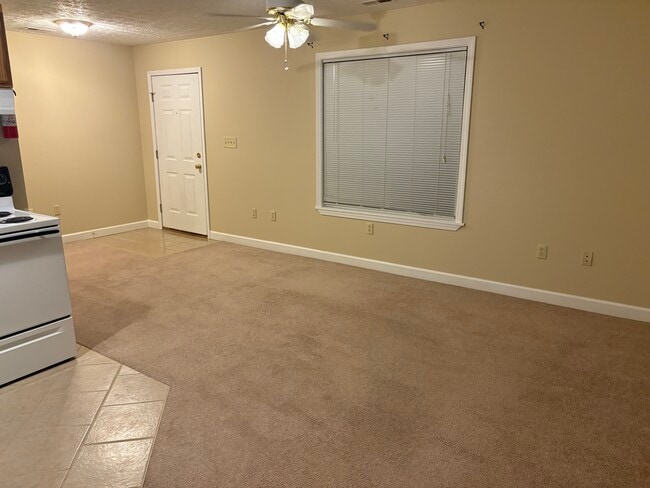 Photo - 82 S Pembroke Ave