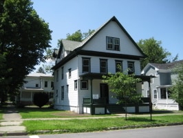 Exterior - 702 N Aurora St Unit 3