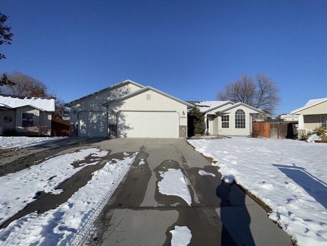 Building Photo - 2260 N Baywing Hawk Pl Rental