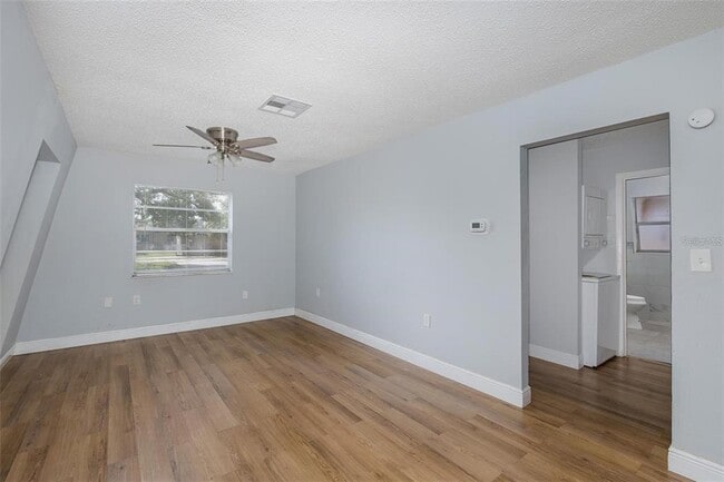 Photo - 5752 Virginia Ave