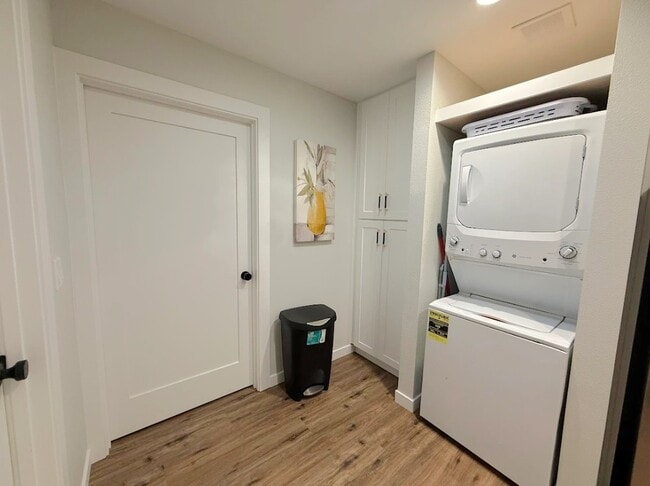 Photo - 2179 Weston Way