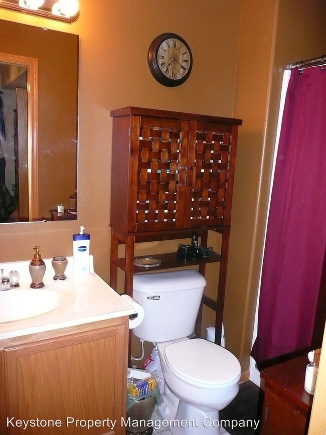 Photo - Studio, 1.5 bath House - 4435 Berkely Lane