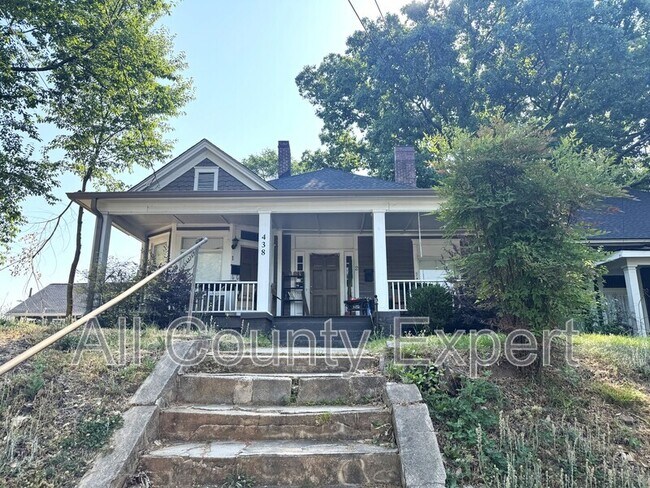 Building Photo - 438 Cherokee Ave SE Unit Apt 1