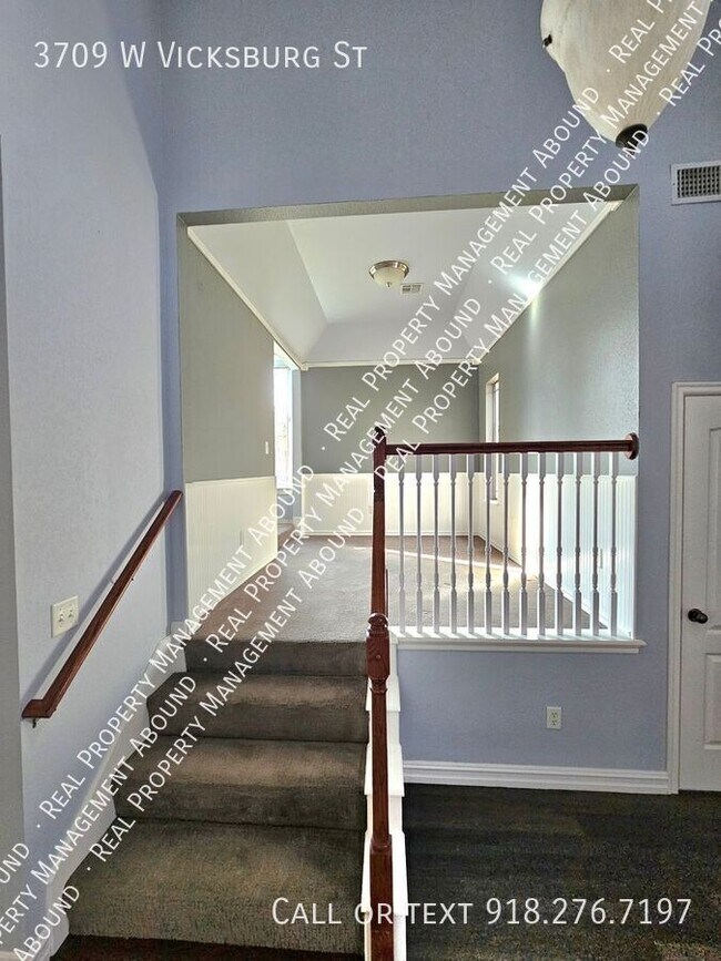 Photo - 3709 W Vicksburg St