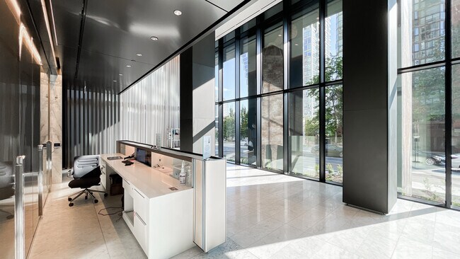 Photo - 889 Pacific St