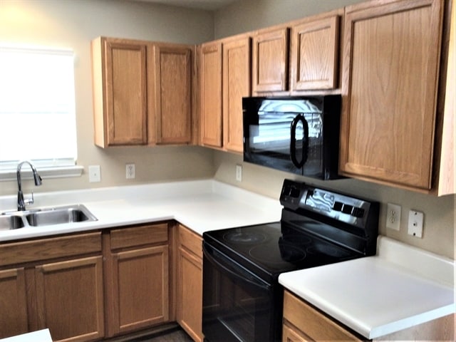 Photo - 7636 Hidden Creek Dr
