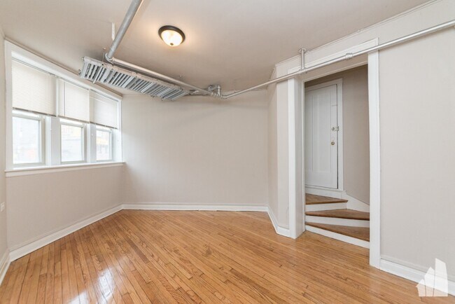 4255 W Addison St Unit 85-1A