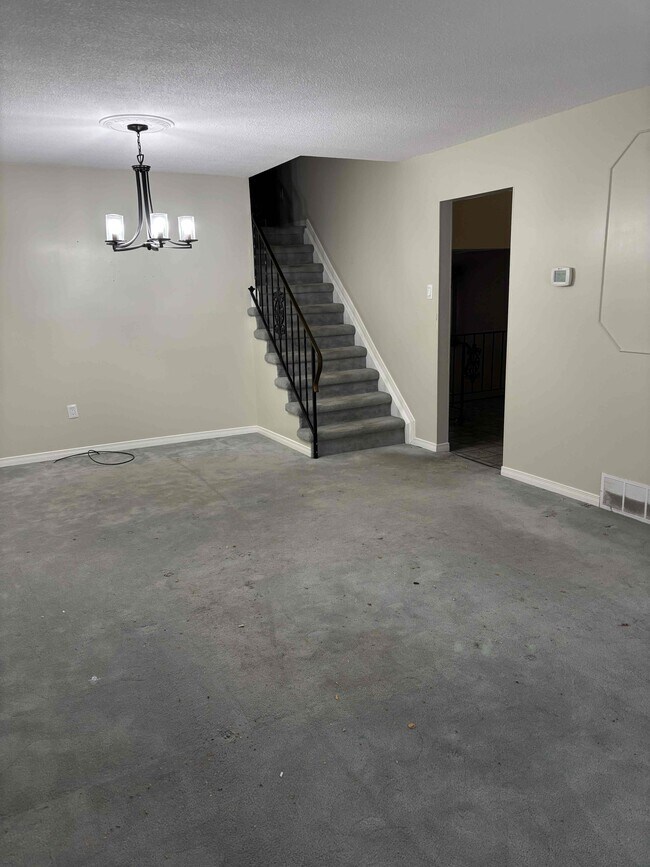 Photo - 286 Trudeau Dr