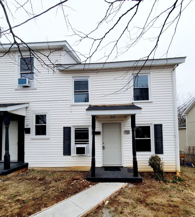 Building Photo - One-Bedroom Apartment for Rent Close to Downtown!