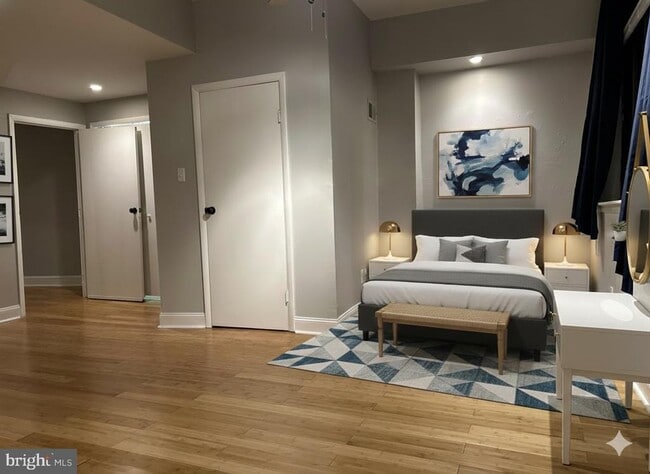 Photo - 114 N 3rd St Unidad 2