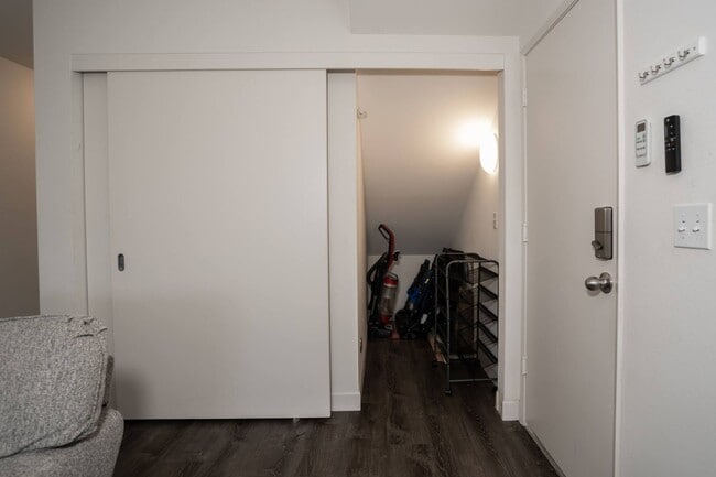 Photo - Fully Furnished Townhome with Garage, 3 bedroom/2.5 Bathroom at Kamalani Flats