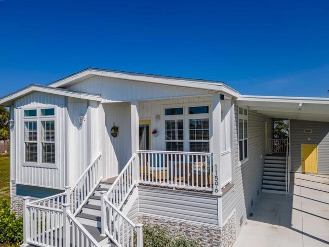 Building Photo - 11596 Palm Dr Rental