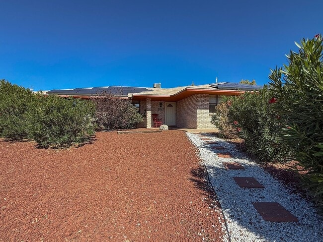 Photo - Roomy 5 Bedroom Home with Solar Panels