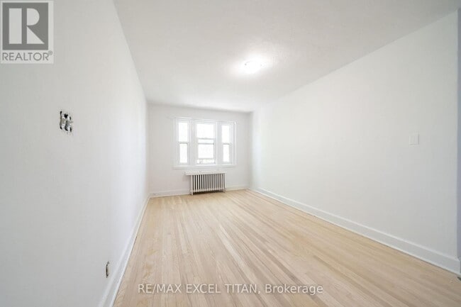 Photo - 1 Mallory Gardens Unit 31